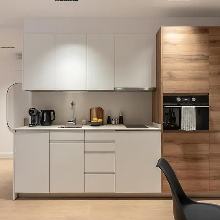 Appartement Con Jacuzzi Privado En El Centro De *